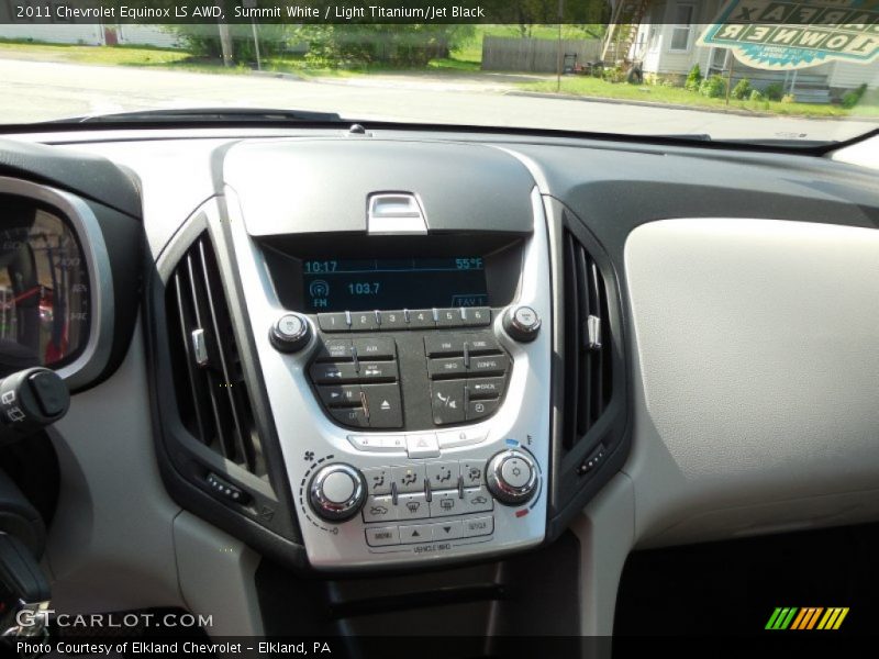 Summit White / Light Titanium/Jet Black 2011 Chevrolet Equinox LS AWD