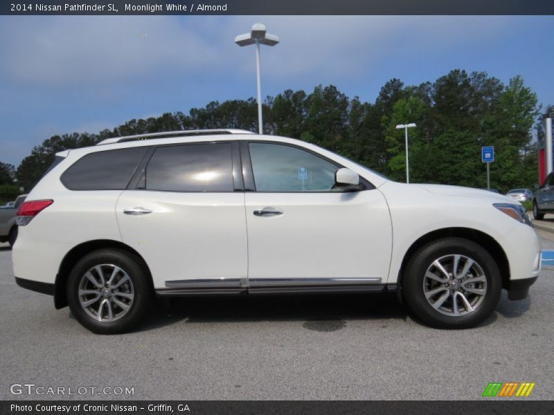 Moonlight White / Almond 2014 Nissan Pathfinder SL