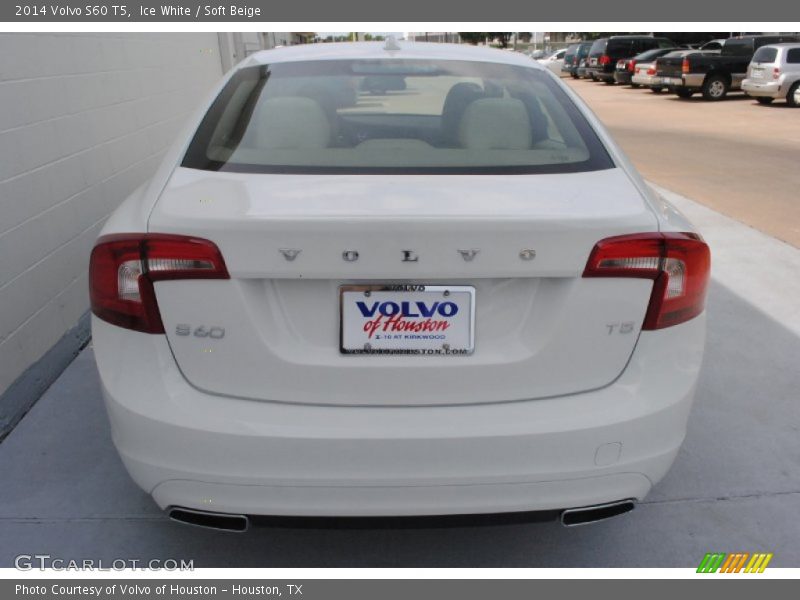 Ice White / Soft Beige 2014 Volvo S60 T5