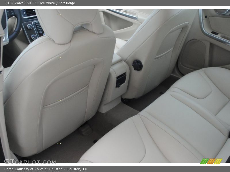 Ice White / Soft Beige 2014 Volvo S60 T5