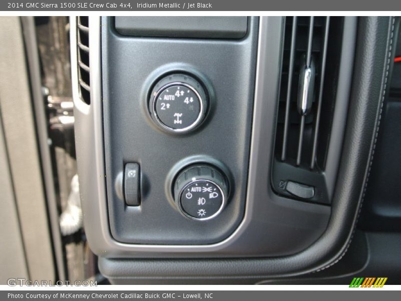 Iridium Metallic / Jet Black 2014 GMC Sierra 1500 SLE Crew Cab 4x4