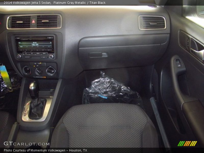 Platinum Gray Metallic / Titan Black 2014 Volkswagen Jetta S Sedan