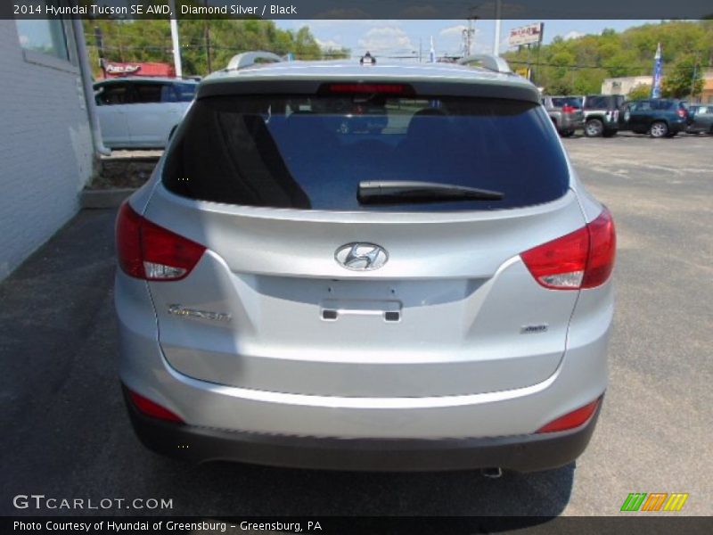 Diamond Silver / Black 2014 Hyundai Tucson SE AWD