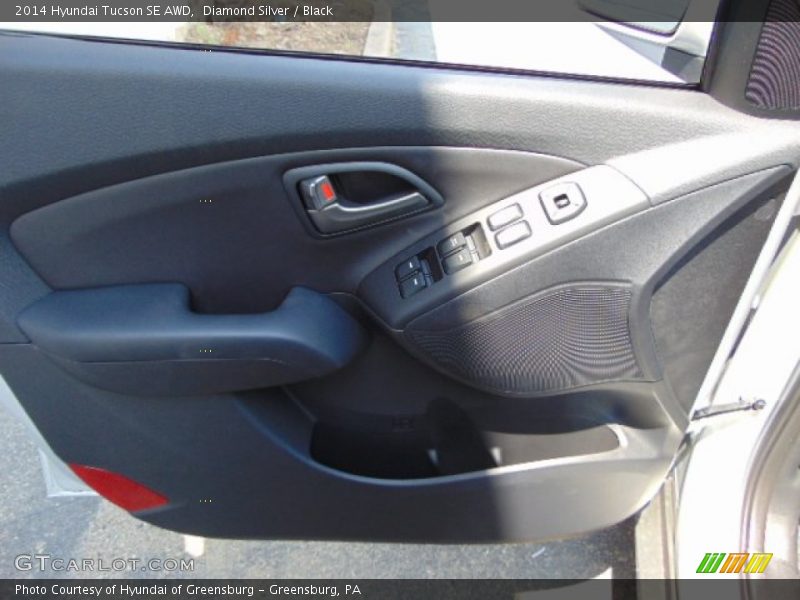 Diamond Silver / Black 2014 Hyundai Tucson SE AWD