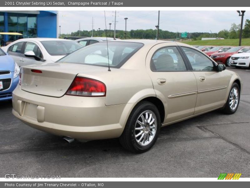 Champagne Pearlcoat / Taupe 2001 Chrysler Sebring LXi Sedan