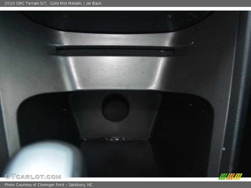 Gold Mist Metallic / Jet Black 2010 GMC Terrain SLT