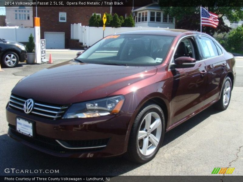 Opera Red Metallic / Titan Black 2014 Volkswagen Passat 2.5L SE