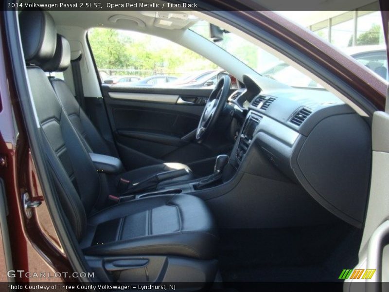 Opera Red Metallic / Titan Black 2014 Volkswagen Passat 2.5L SE