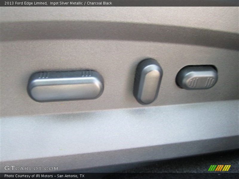 Ingot Silver Metallic / Charcoal Black 2013 Ford Edge Limited