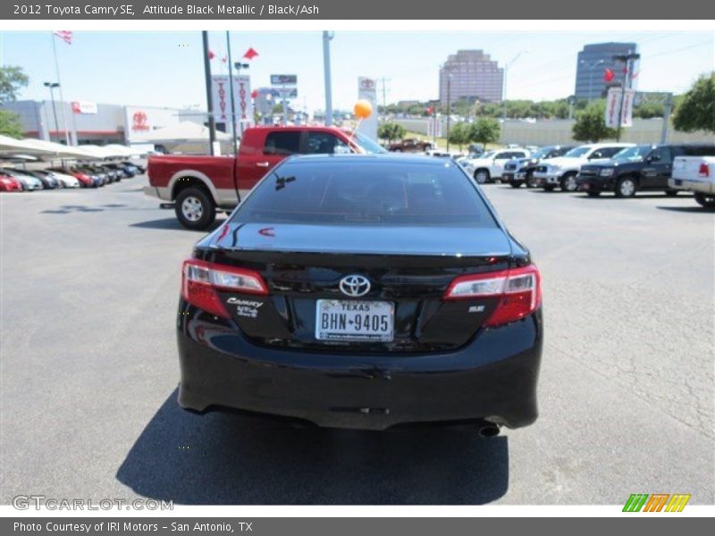 Attitude Black Metallic / Black/Ash 2012 Toyota Camry SE
