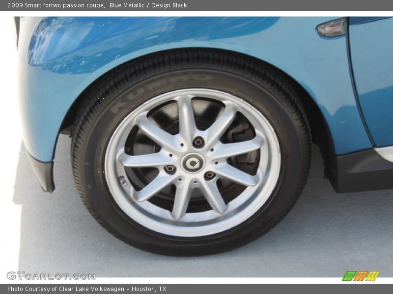 Blue Metallic / Design Black 2009 Smart fortwo passion coupe