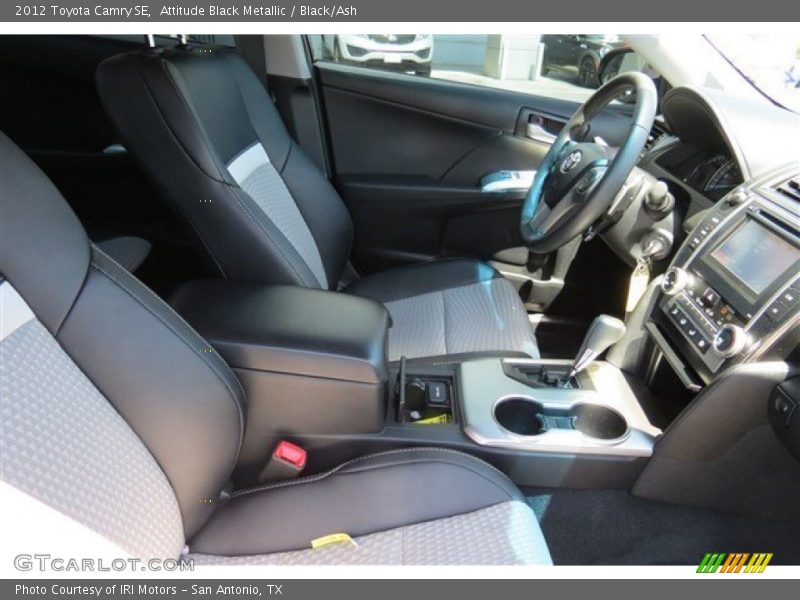 Attitude Black Metallic / Black/Ash 2012 Toyota Camry SE