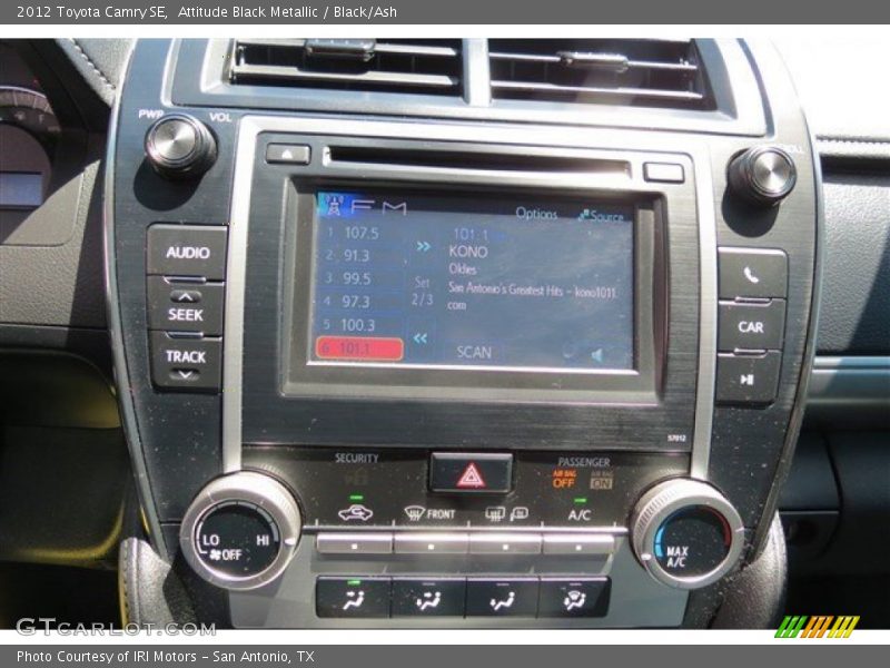 Attitude Black Metallic / Black/Ash 2012 Toyota Camry SE