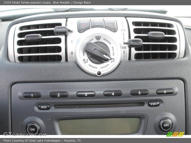 Blue Metallic / Design Black 2009 Smart fortwo passion coupe