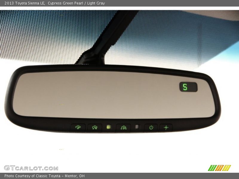 Cypress Green Pearl / Light Gray 2013 Toyota Sienna LE