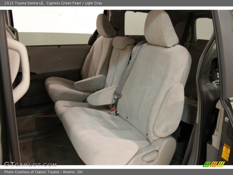 Cypress Green Pearl / Light Gray 2013 Toyota Sienna LE
