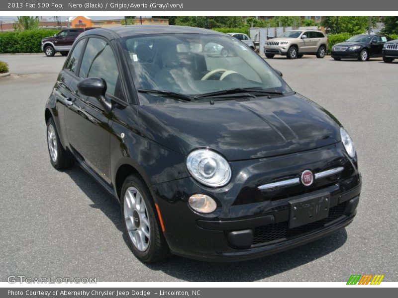 Nero (Black) / Grigio/Avorio (Gray/Ivory) 2013 Fiat 500 Pop