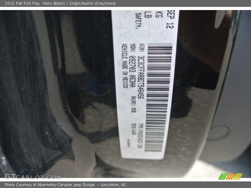 Nero (Black) / Grigio/Avorio (Gray/Ivory) 2013 Fiat 500 Pop