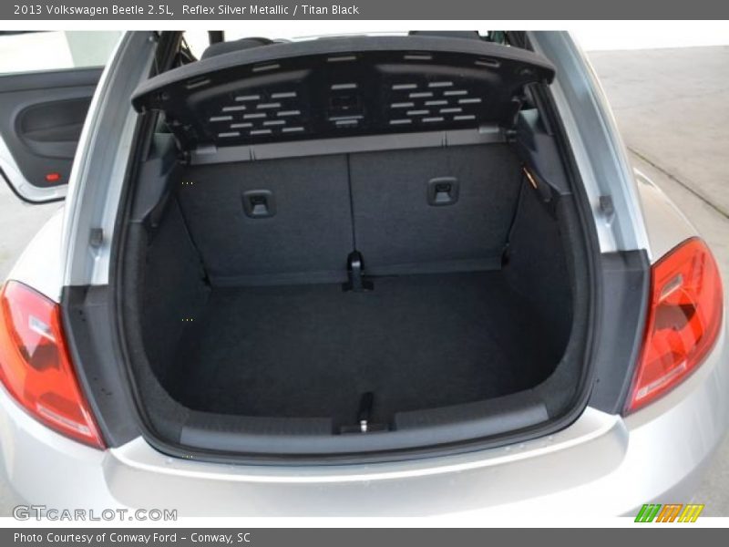  2013 Beetle 2.5L Trunk