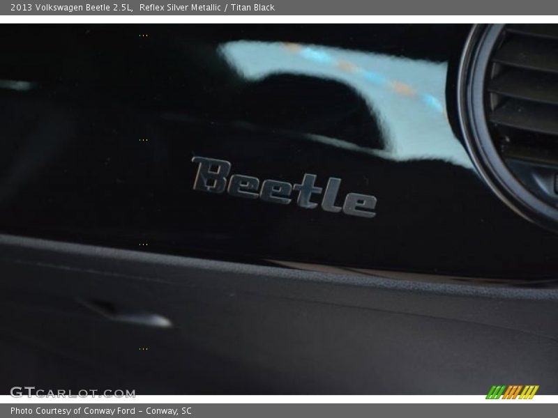 Reflex Silver Metallic / Titan Black 2013 Volkswagen Beetle 2.5L