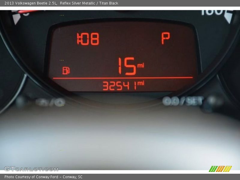 Reflex Silver Metallic / Titan Black 2013 Volkswagen Beetle 2.5L