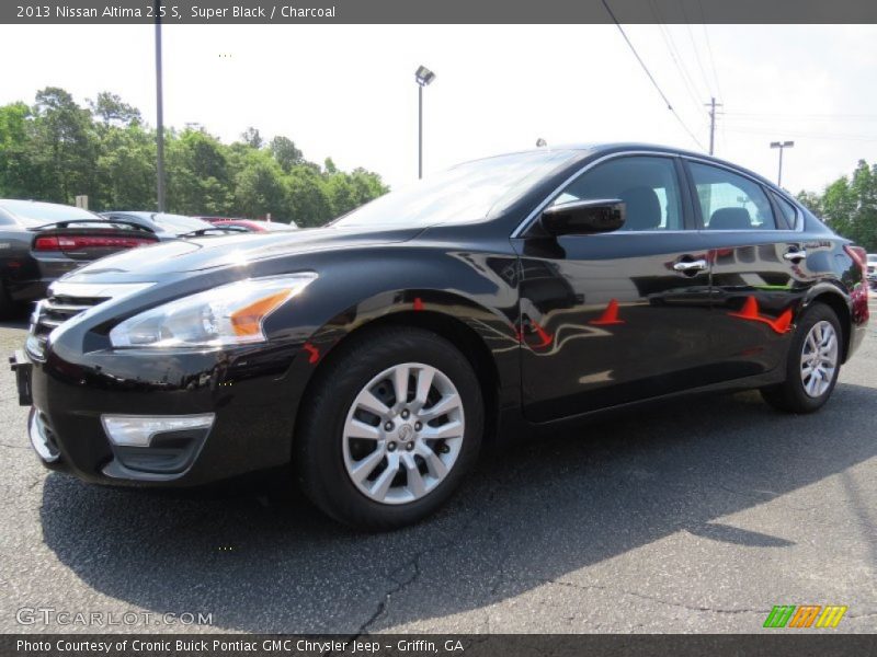 Super Black / Charcoal 2013 Nissan Altima 2.5 S