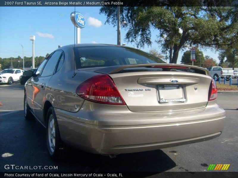 Arizona Beige Metallic / Medium/Dark Pebble 2007 Ford Taurus SE