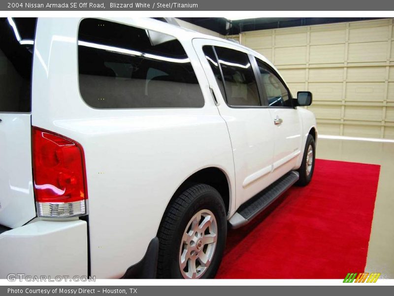 Blizzard White / Steel/Titanium 2004 Nissan Armada SE Off Road