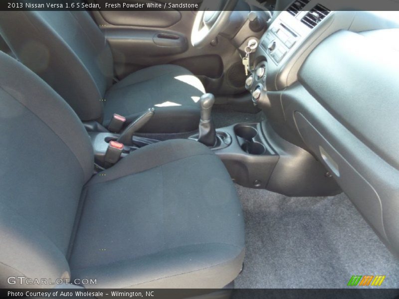 Fresh Powder White / Sandstone 2013 Nissan Versa 1.6 S Sedan
