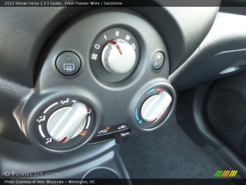 Fresh Powder White / Sandstone 2013 Nissan Versa 1.6 S Sedan