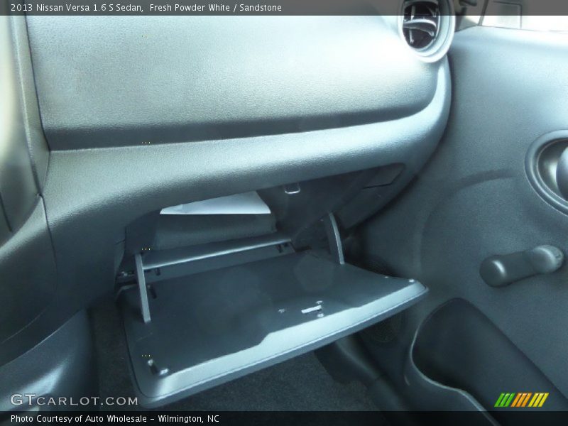 Fresh Powder White / Sandstone 2013 Nissan Versa 1.6 S Sedan