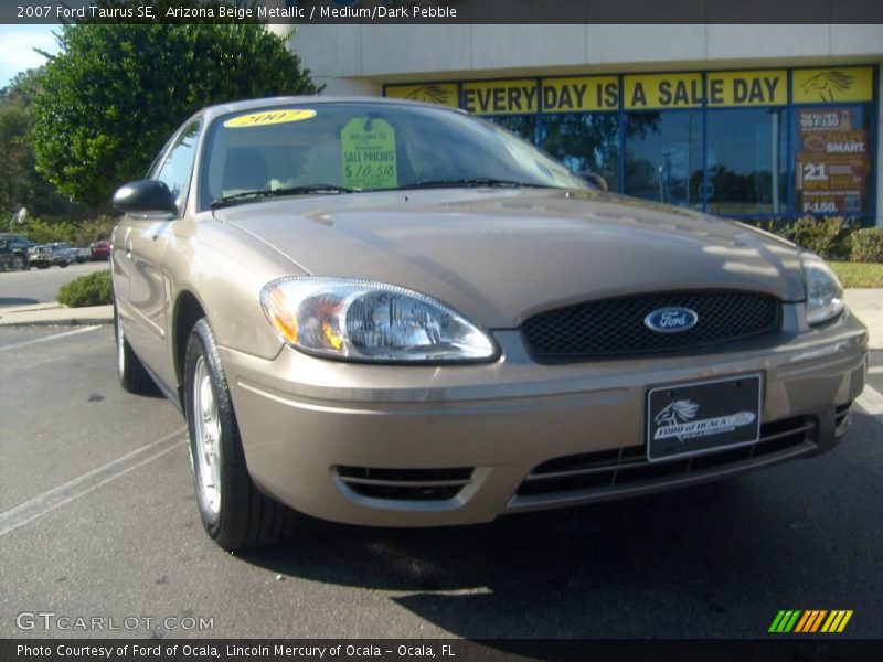 Arizona Beige Metallic / Medium/Dark Pebble 2007 Ford Taurus SE