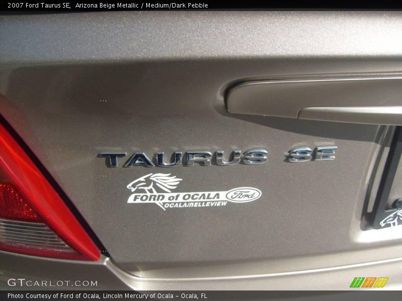 Arizona Beige Metallic / Medium/Dark Pebble 2007 Ford Taurus SE