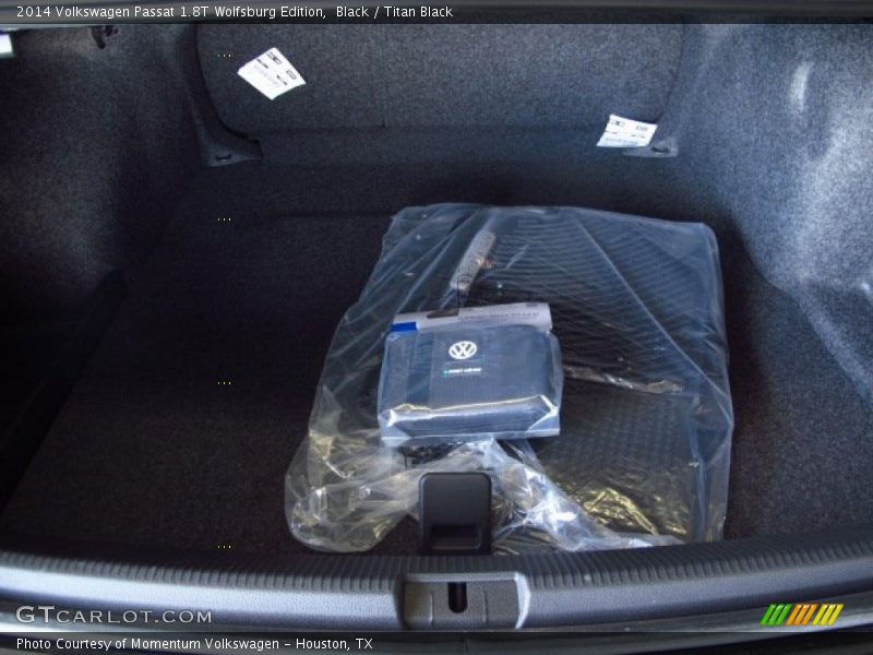 Black / Titan Black 2014 Volkswagen Passat 1.8T Wolfsburg Edition