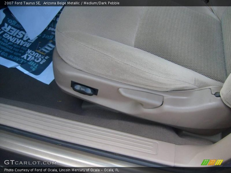 Arizona Beige Metallic / Medium/Dark Pebble 2007 Ford Taurus SE