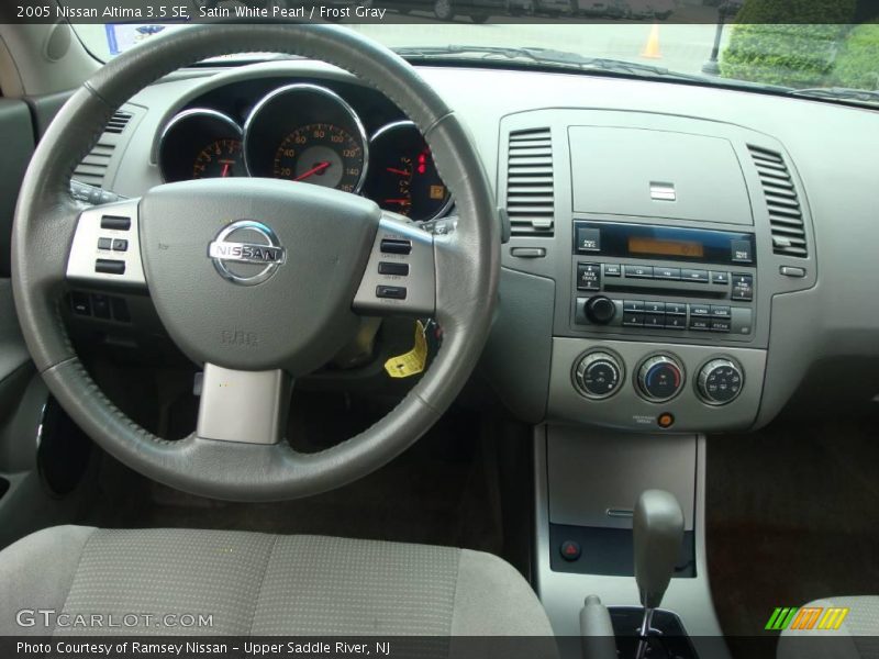 Satin White Pearl / Frost Gray 2005 Nissan Altima 3.5 SE