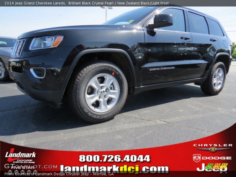 Brilliant Black Crystal Pearl / New Zealand Black/Light Frost 2014 Jeep Grand Cherokee Laredo