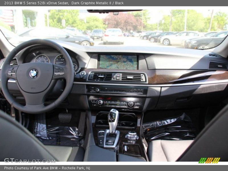 Dark Graphite Metallic II / Black 2013 BMW 5 Series 528i xDrive Sedan