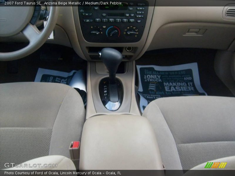 Arizona Beige Metallic / Medium/Dark Pebble 2007 Ford Taurus SE