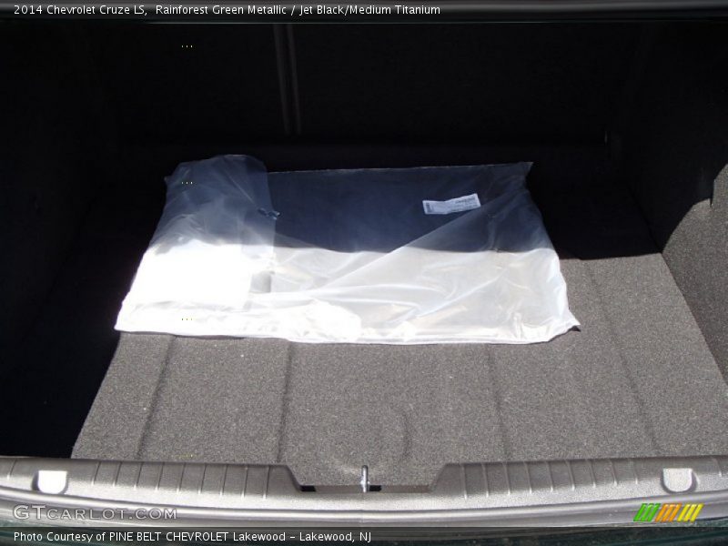 Rainforest Green Metallic / Jet Black/Medium Titanium 2014 Chevrolet Cruze LS