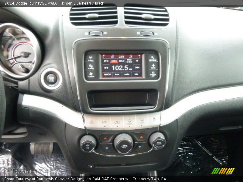 Fathom Blue Pearl / Black 2014 Dodge Journey SE AWD