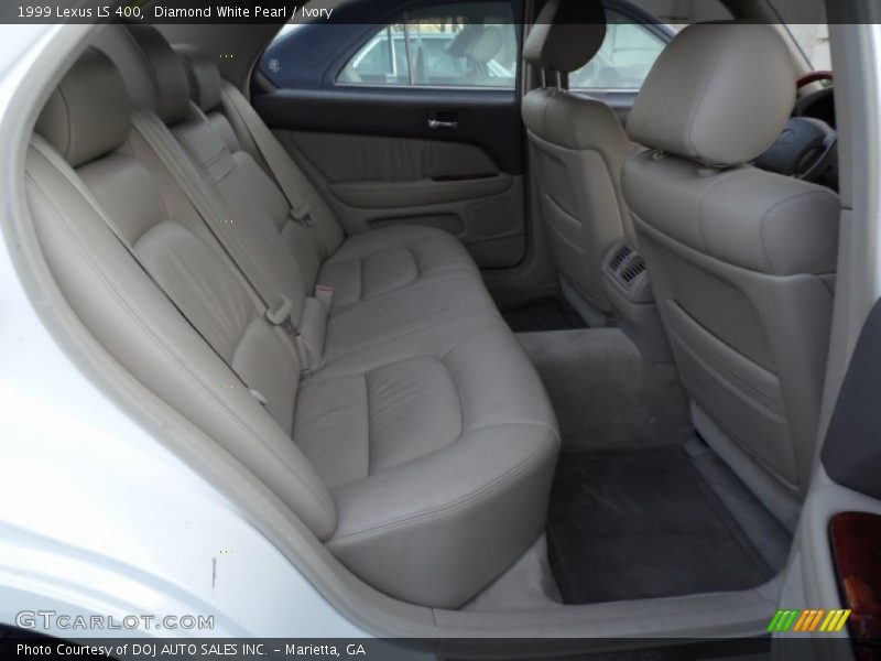 Diamond White Pearl / Ivory 1999 Lexus LS 400