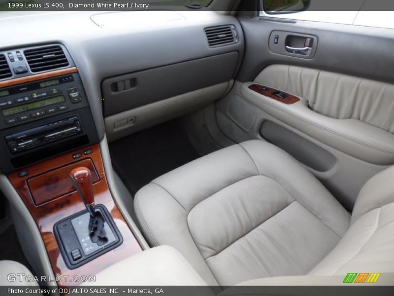 Diamond White Pearl / Ivory 1999 Lexus LS 400