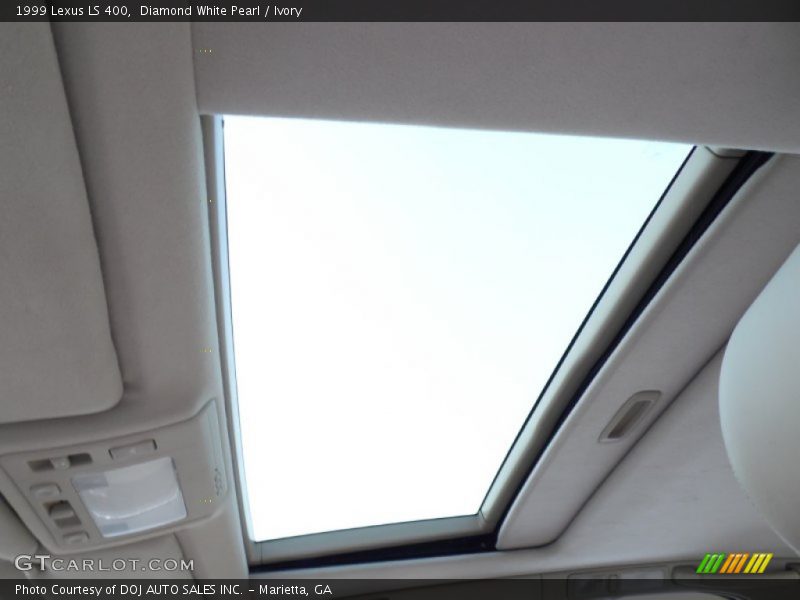 Diamond White Pearl / Ivory 1999 Lexus LS 400