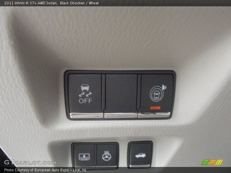 Black Obsidian / Wheat 2011 Infiniti M 37x AWD Sedan