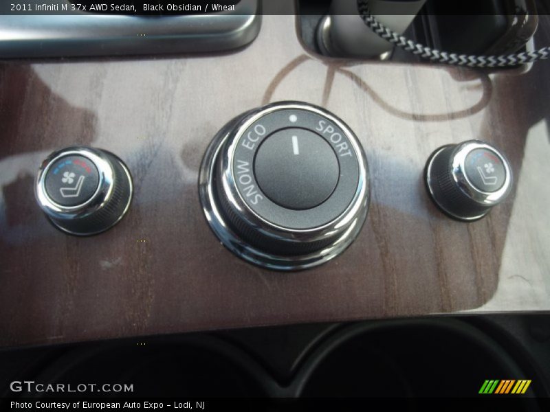 Black Obsidian / Wheat 2011 Infiniti M 37x AWD Sedan