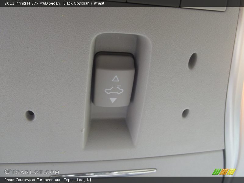 Black Obsidian / Wheat 2011 Infiniti M 37x AWD Sedan