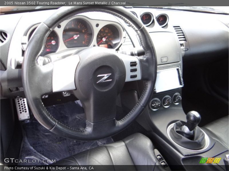 Dashboard of 2005 350Z Touring Roadster