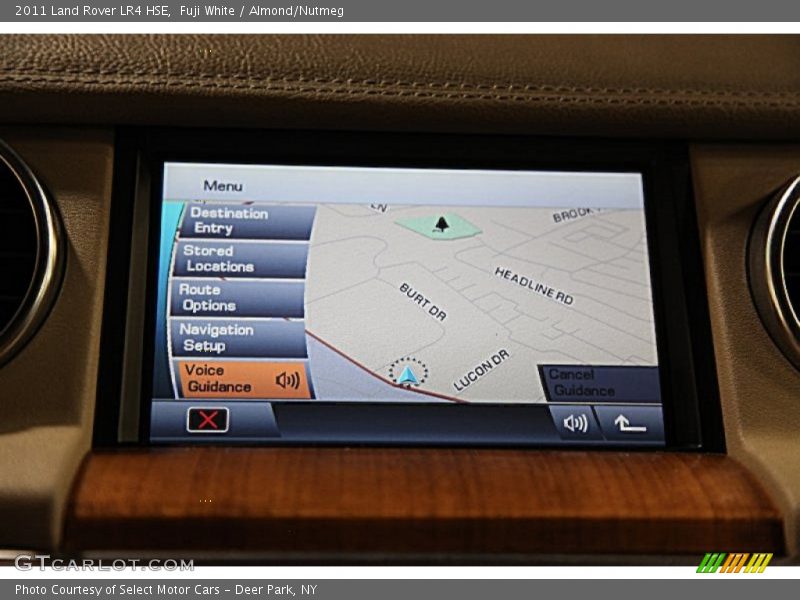 Fuji White / Almond/Nutmeg 2011 Land Rover LR4 HSE