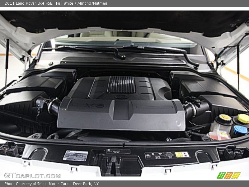 Fuji White / Almond/Nutmeg 2011 Land Rover LR4 HSE